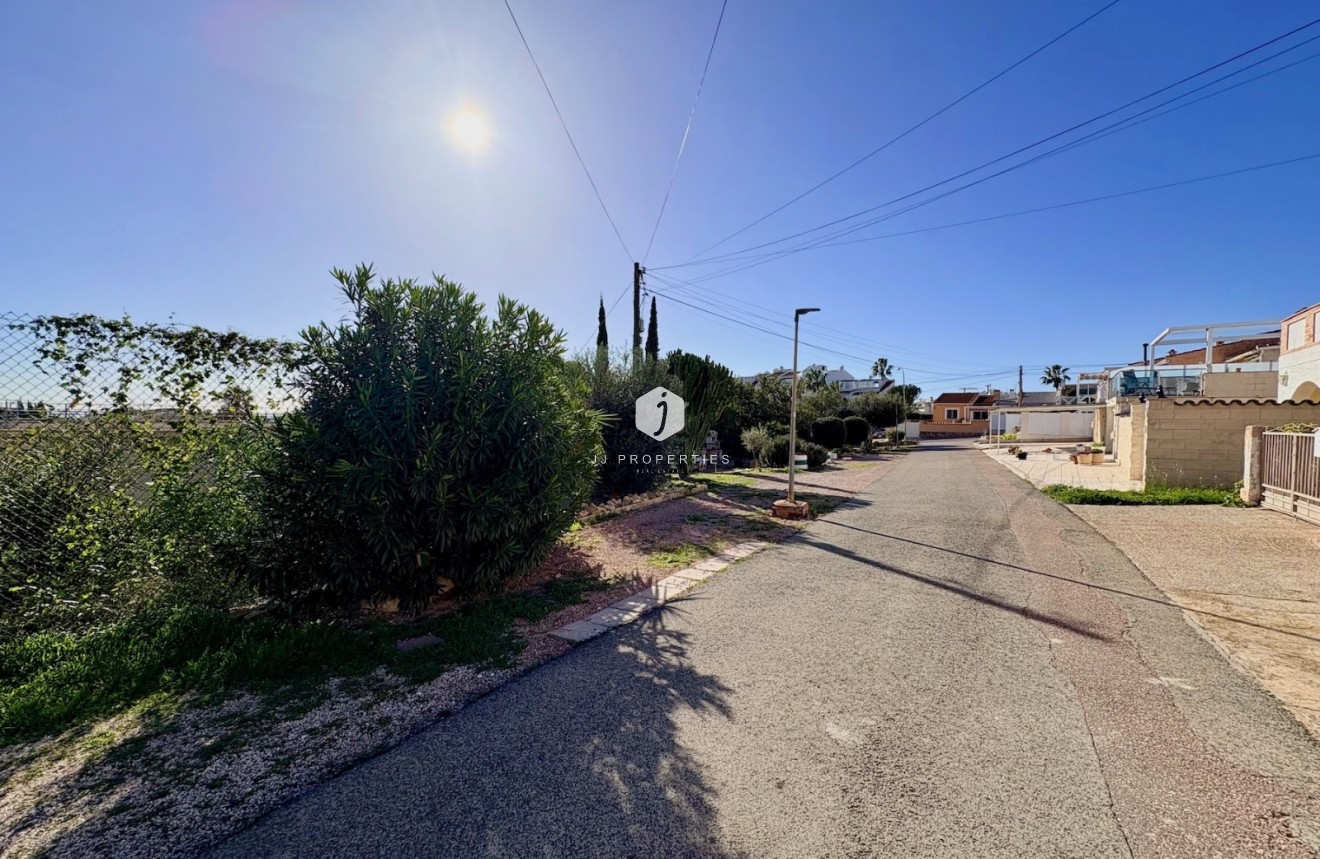 Aus zweiter Hand - Bungalow -
Ciudad Quesada - Costa Blanca