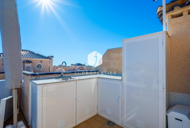 Aus zweiter Hand - Duplex -
Orihuela Costa - La Regia