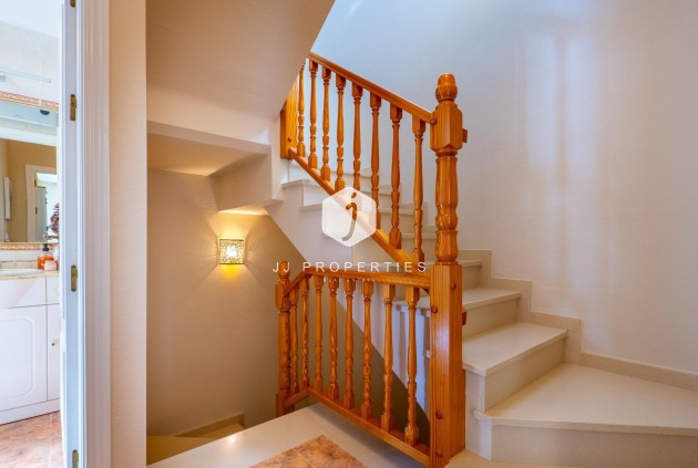 Aus zweiter Hand - Duplex -
Orihuela Costa - La Regia