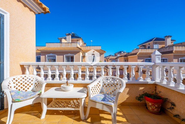 Aus zweiter Hand - Duplex -
Orihuela Costa - La Regia