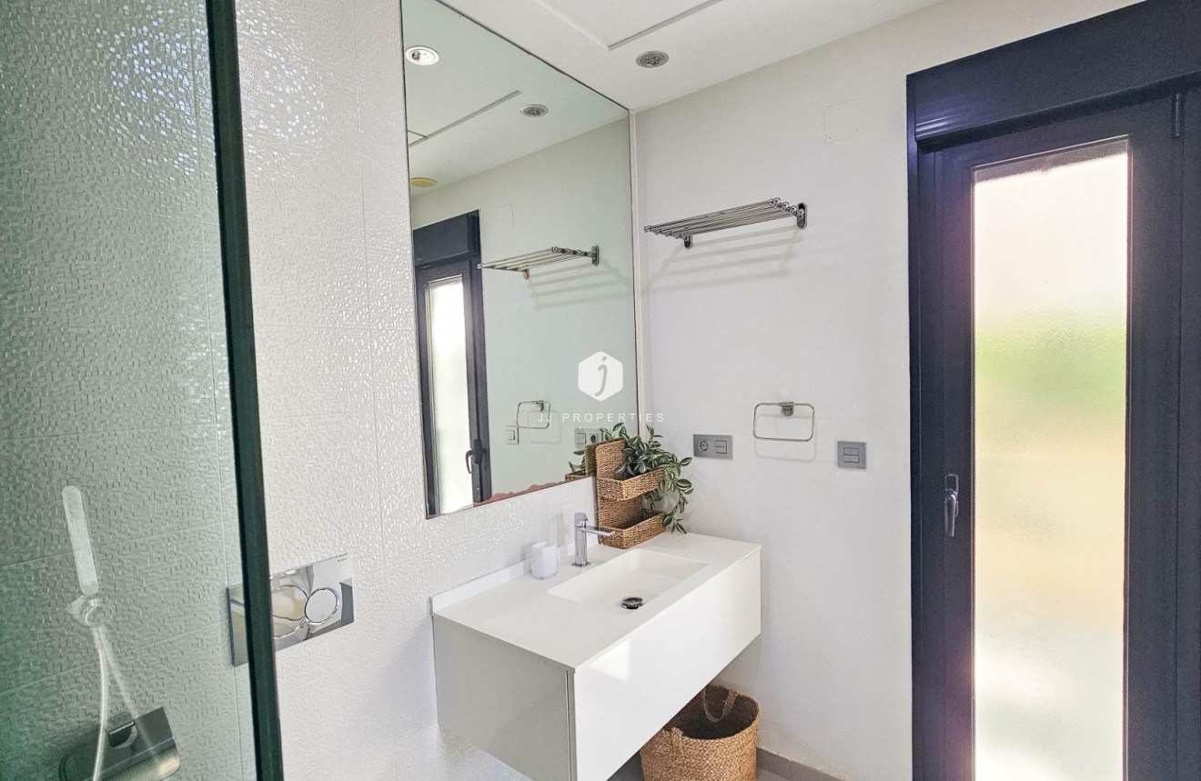 Aus zweiter Hand - Villa -
Rojales - Cuidad Quesada