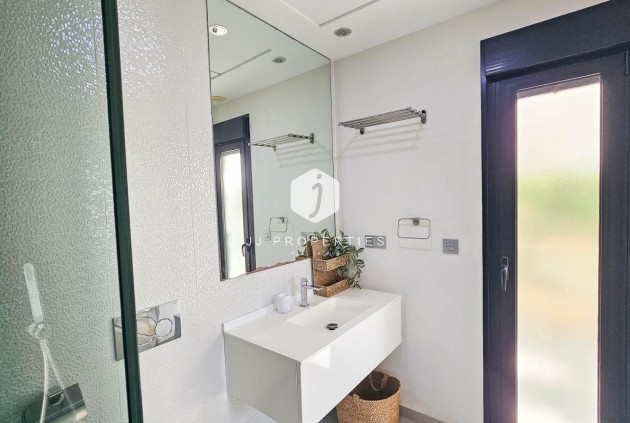 Aus zweiter Hand - Villa -
Rojales - Cuidad Quesada