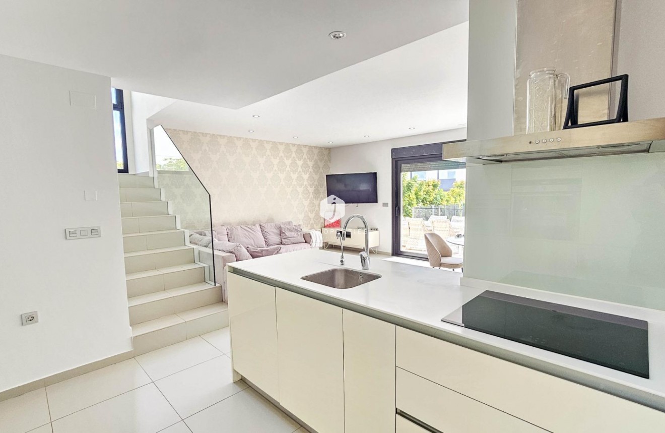 Aus zweiter Hand - Villa -
Rojales - Cuidad Quesada