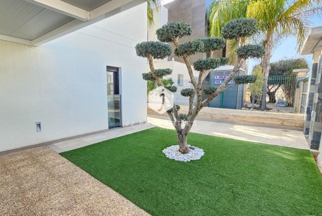 Aus zweiter Hand - Villa -
Rojales - Cuidad Quesada