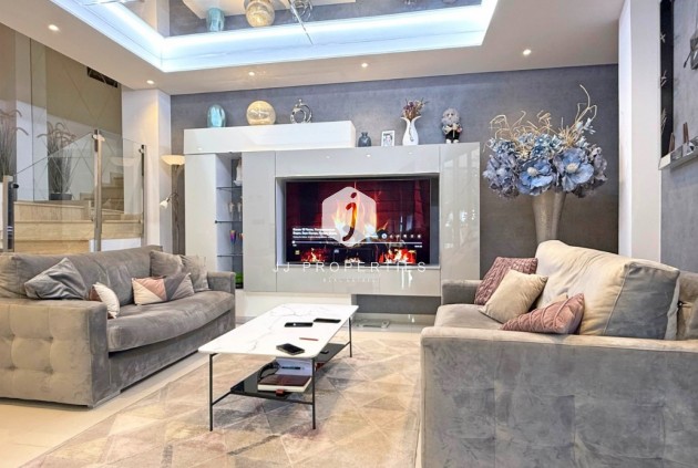 Segunda mano - Villa -
Orihuela Costa - Costa Blanca