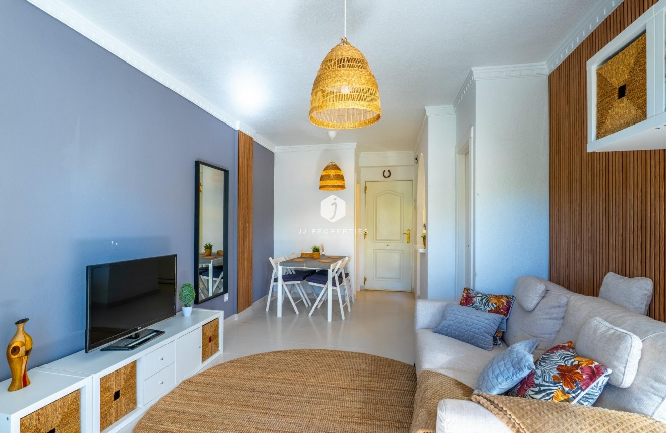 Aus zweiter Hand - Duplex -
Algorfa - Comunidad Valenciana