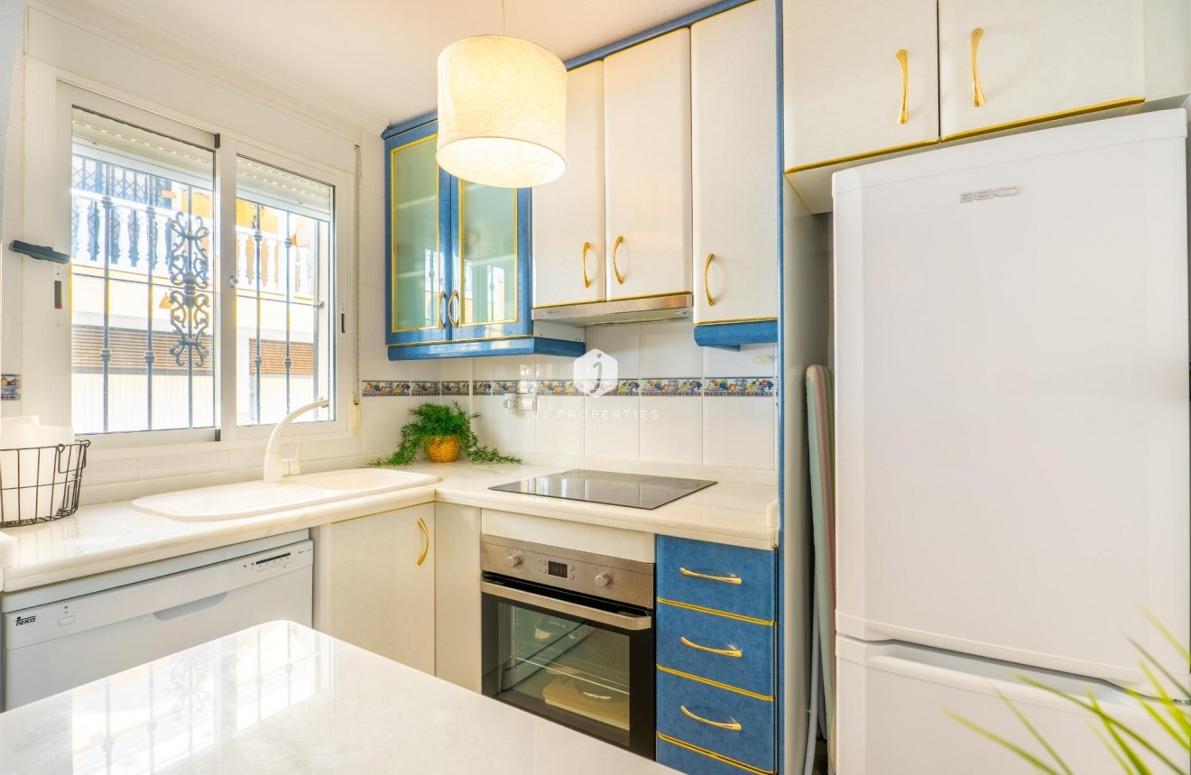 Aus zweiter Hand - Duplex -
Algorfa - Comunidad Valenciana