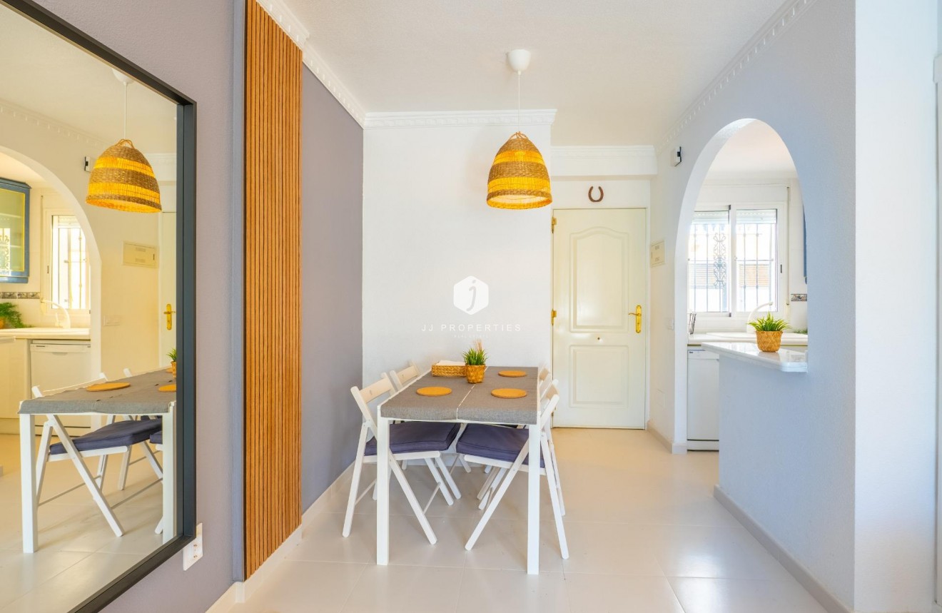 Aus zweiter Hand - Duplex -
Algorfa - Comunidad Valenciana