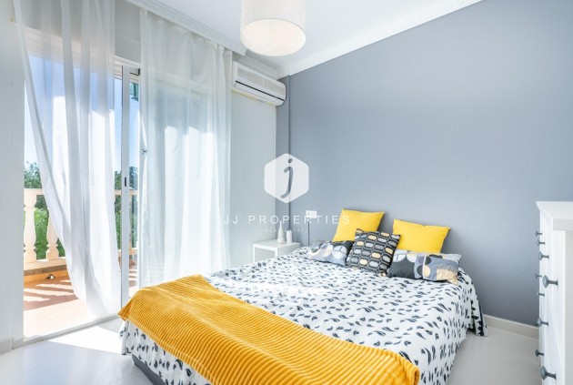 Aus zweiter Hand - Duplex -
Algorfa - Comunidad Valenciana