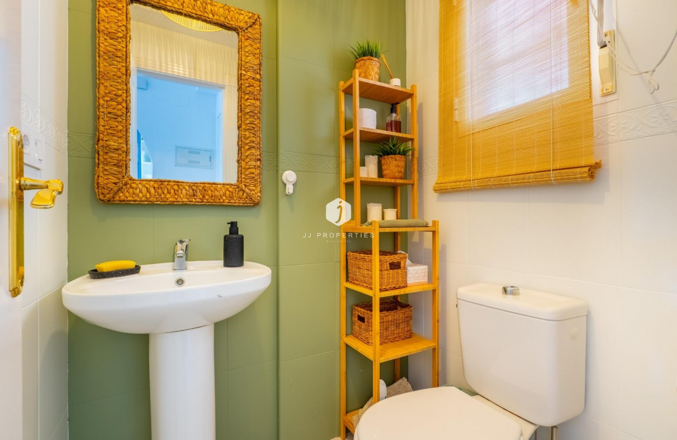 Aus zweiter Hand - Duplex -
Algorfa - Comunidad Valenciana