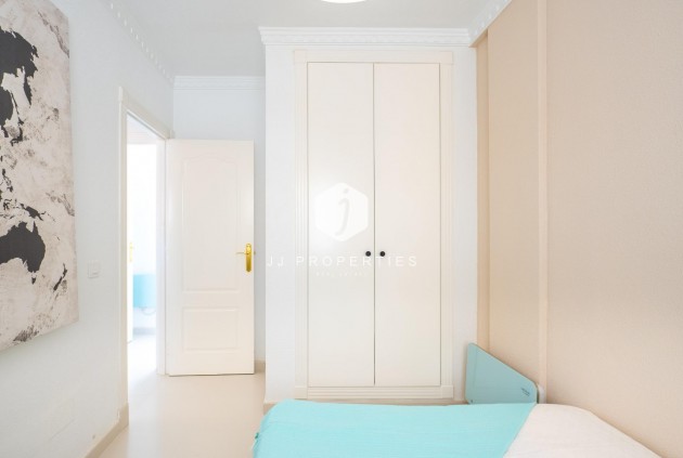 Aus zweiter Hand - Duplex -
Algorfa - Comunidad Valenciana