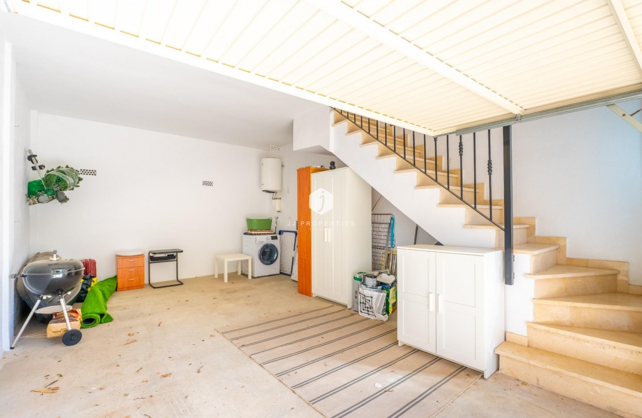 Aus zweiter Hand - Duplex -
Algorfa - Comunidad Valenciana