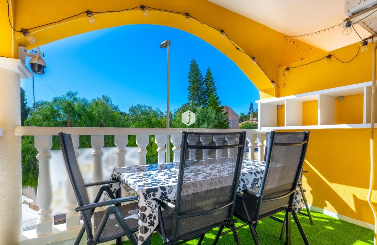 Aus zweiter Hand - Duplex -
Algorfa - Comunidad Valenciana