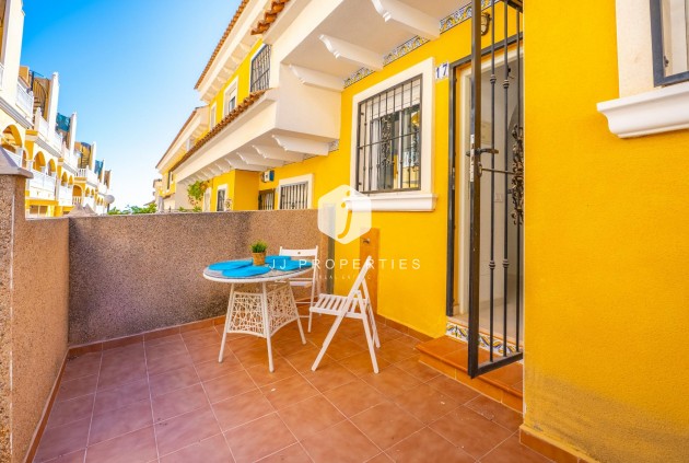 Aus zweiter Hand - Duplex -
Algorfa - Comunidad Valenciana