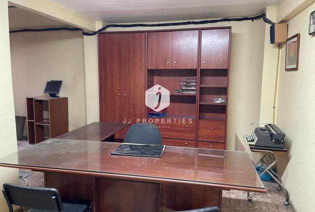 Aus zweiter Hand - Wohnung -
Almoradí - Almoradí Centro