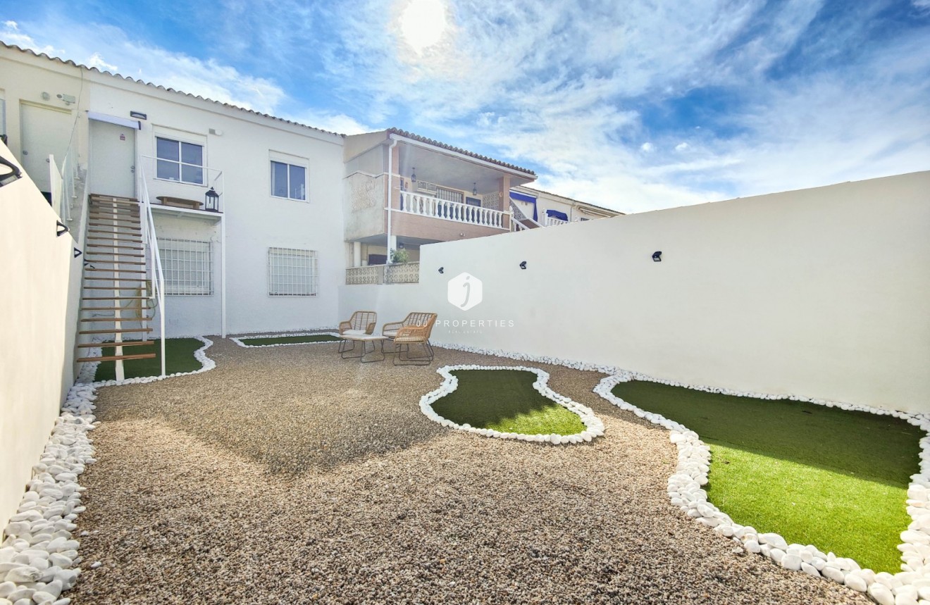 Segunda mano - Ático -
Orihuela Costa - Costa Blanca