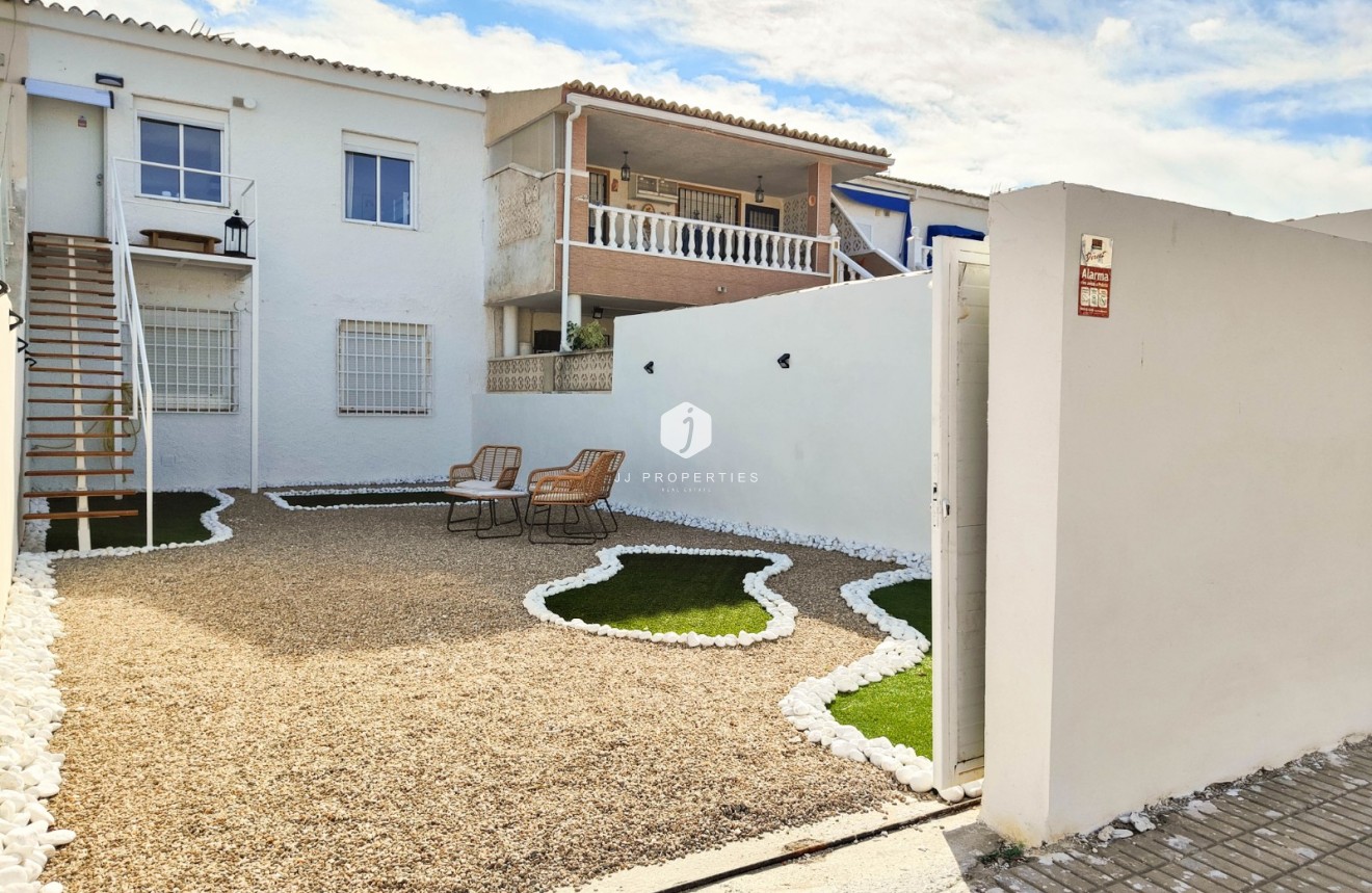 Segunda mano - Ático -
Orihuela Costa - Costa Blanca