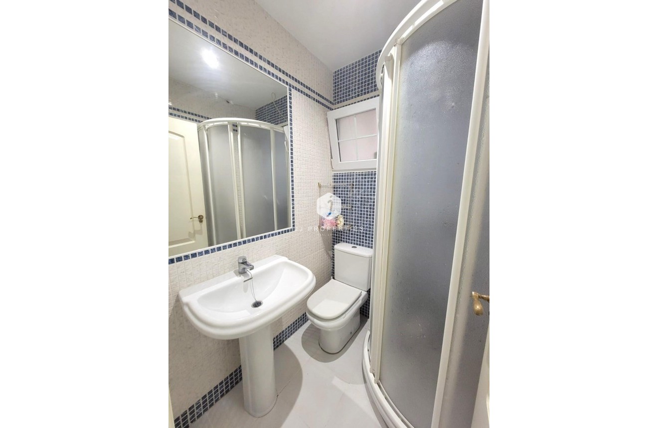 Segunda mano - Apartamento / piso -
Torrevieja - Playa del Cura