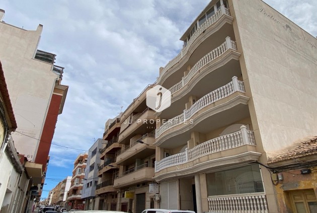 Segunda mano - Apartamento / piso -
Torrevieja - Playa del Cura