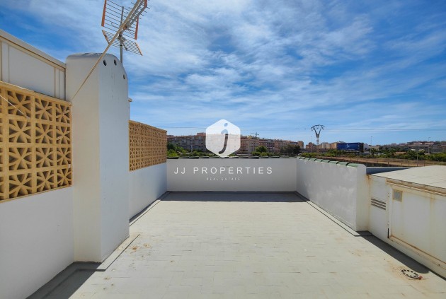 Tweedehands - Penthouse -
Torrevieja - Costa Blanca