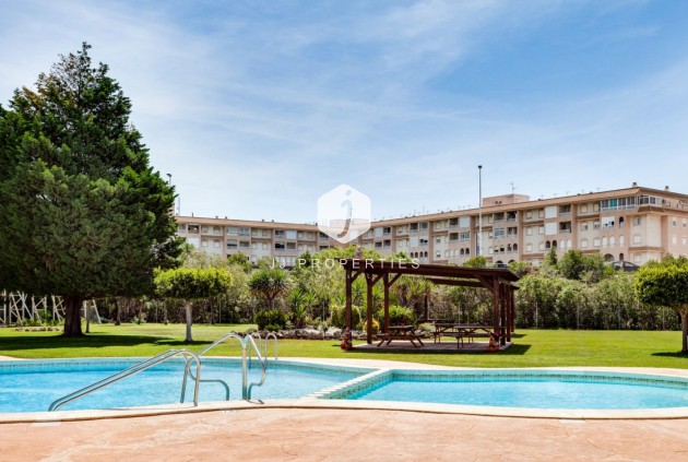 Tweedehands - Penthouse -
Torrevieja - Costa Blanca