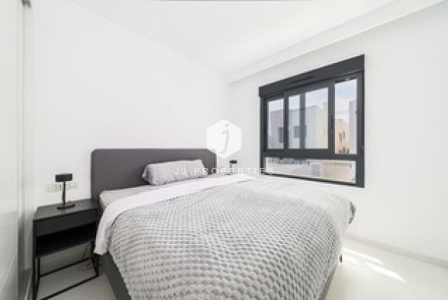 Segunda mano - Apartamento / piso -
San Miguel de Salinas - Inland