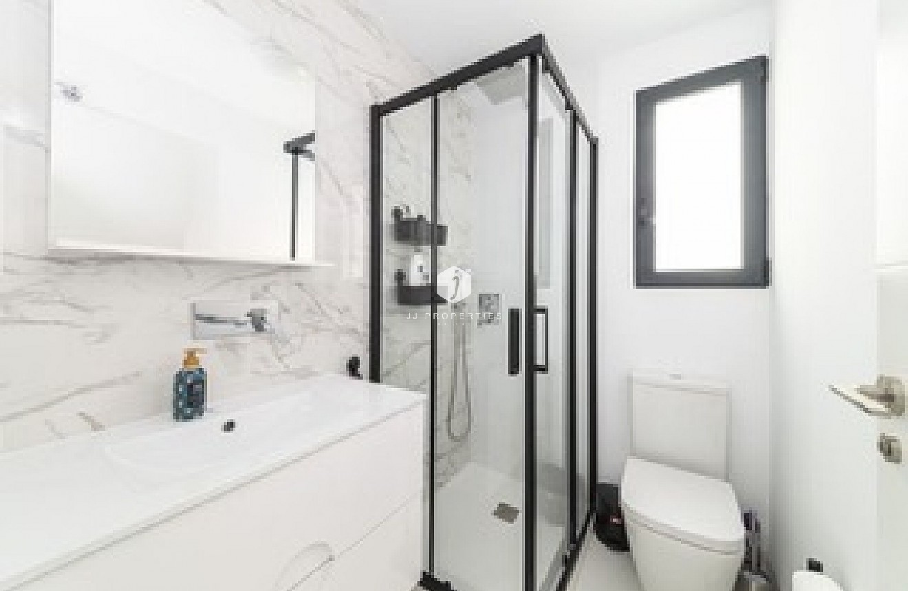 Segunda mano - Apartamento / piso -
San Miguel de Salinas - Inland