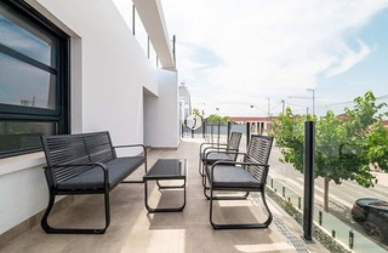 Segunda mano - Apartamento / piso -
San Miguel de Salinas - Inland