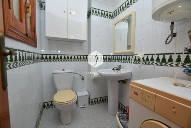 Z drugiej ręki - Szalet -
La Mata - Costa Blanca