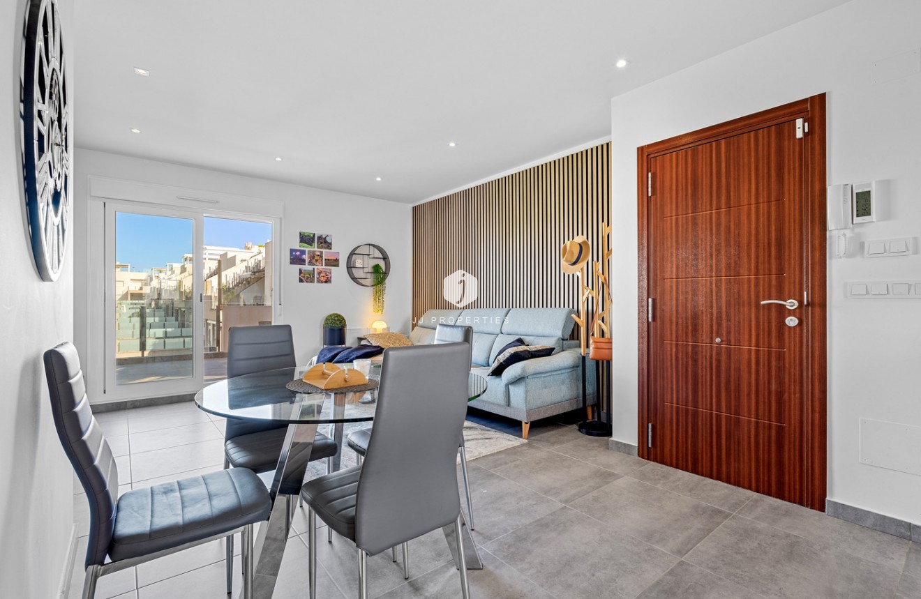 Z drugiej ręki - Bungalow -
Torrevieja - Costa Blanca