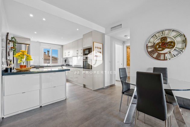 Z drugiej ręki - Bungalow -
Torrevieja - Costa Blanca