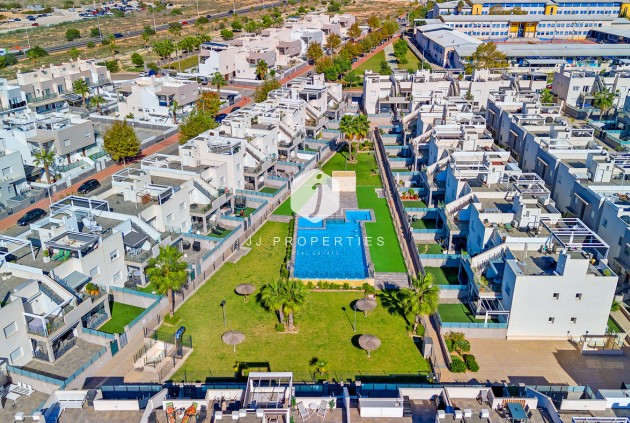 Z drugiej ręki - Bungalow -
Torrevieja - Costa Blanca