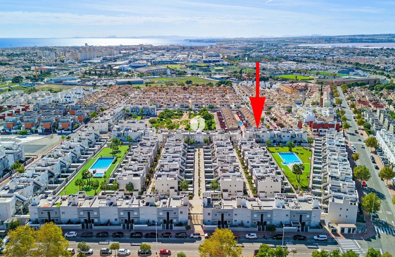 Z drugiej ręki - Bungalow -
Torrevieja - Costa Blanca