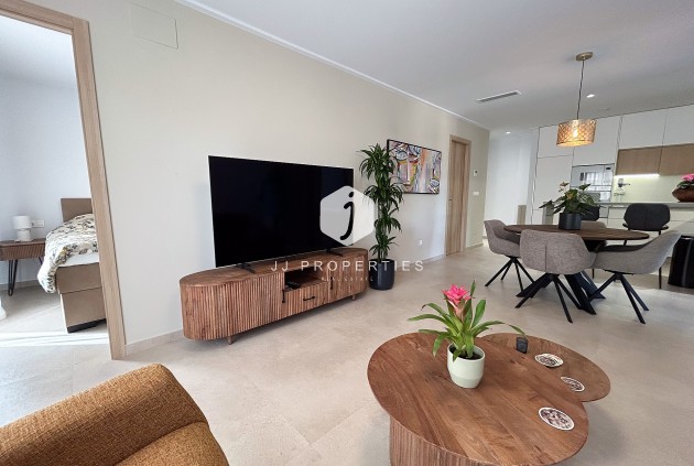 Aus zweiter Hand - Wohnung -
El Raso - Costa Blanca