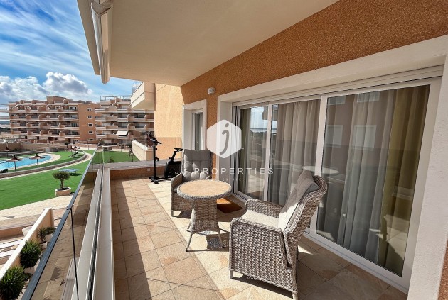 Aus zweiter Hand - Wohnung -
El Raso - Costa Blanca