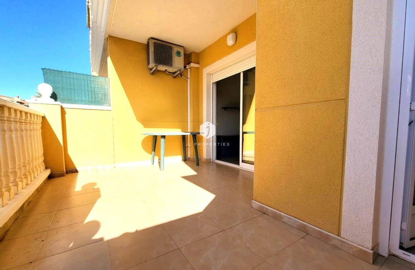 Aus zweiter Hand - Wohnung -
Torrevieja - aguas nuevas