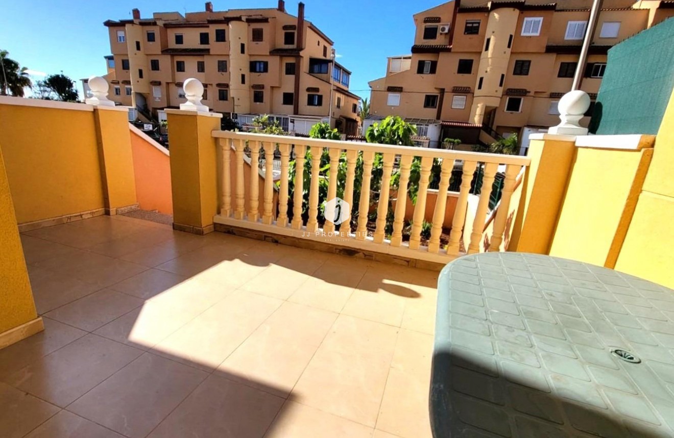 Aus zweiter Hand - Wohnung -
Torrevieja - aguas nuevas