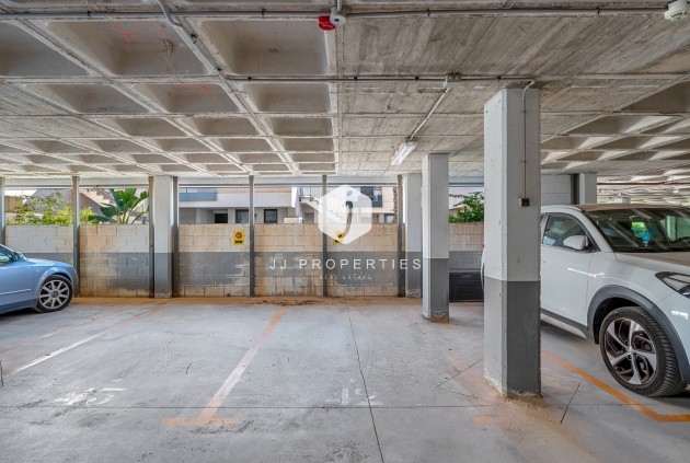 Segunda mano - Apartamento / piso -
Campoamor - Costa Blanca