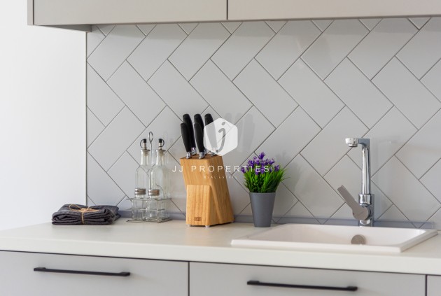 Aus zweiter Hand - Wohnung -
San Miguel de Salinas - Inland