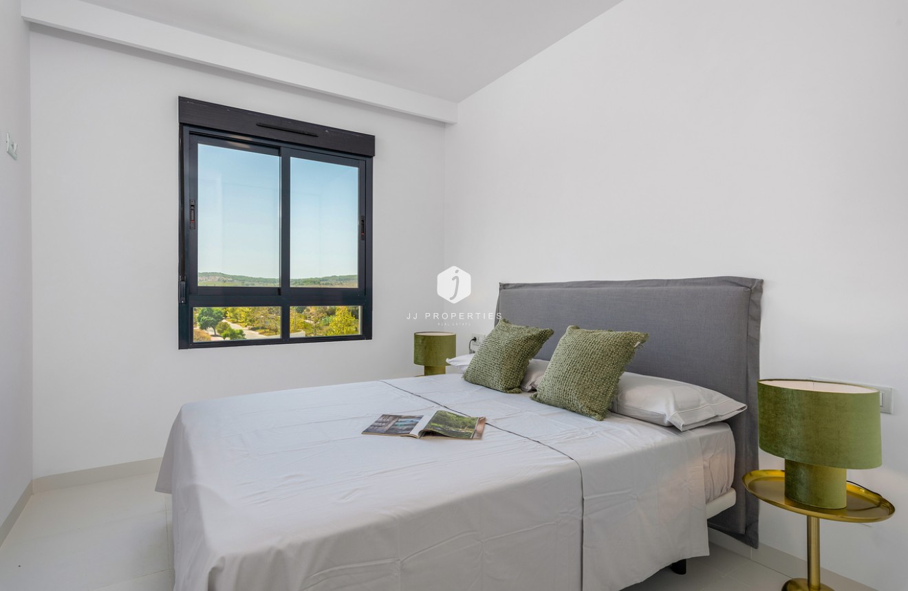 Aus zweiter Hand - Wohnung -
San Miguel de Salinas - Inland