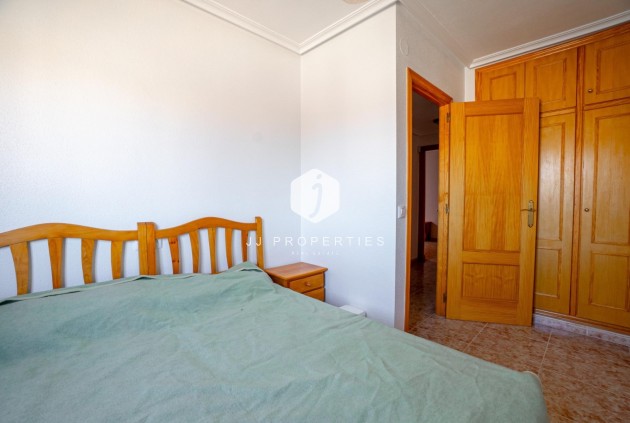 Resale - Apartment / flat -
Torrevieja - Playa de los locos
