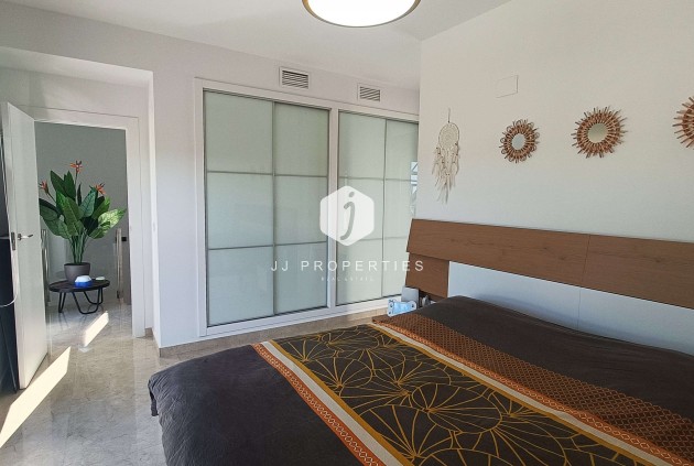 Tweedehands - Villa -
Algorfa - Inland