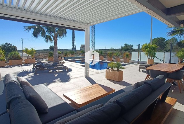 Tweedehands - Villa -
Algorfa - Inland