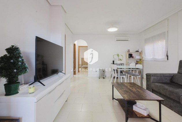 Resale - Villa -
Torrevieja - Costa Blanca