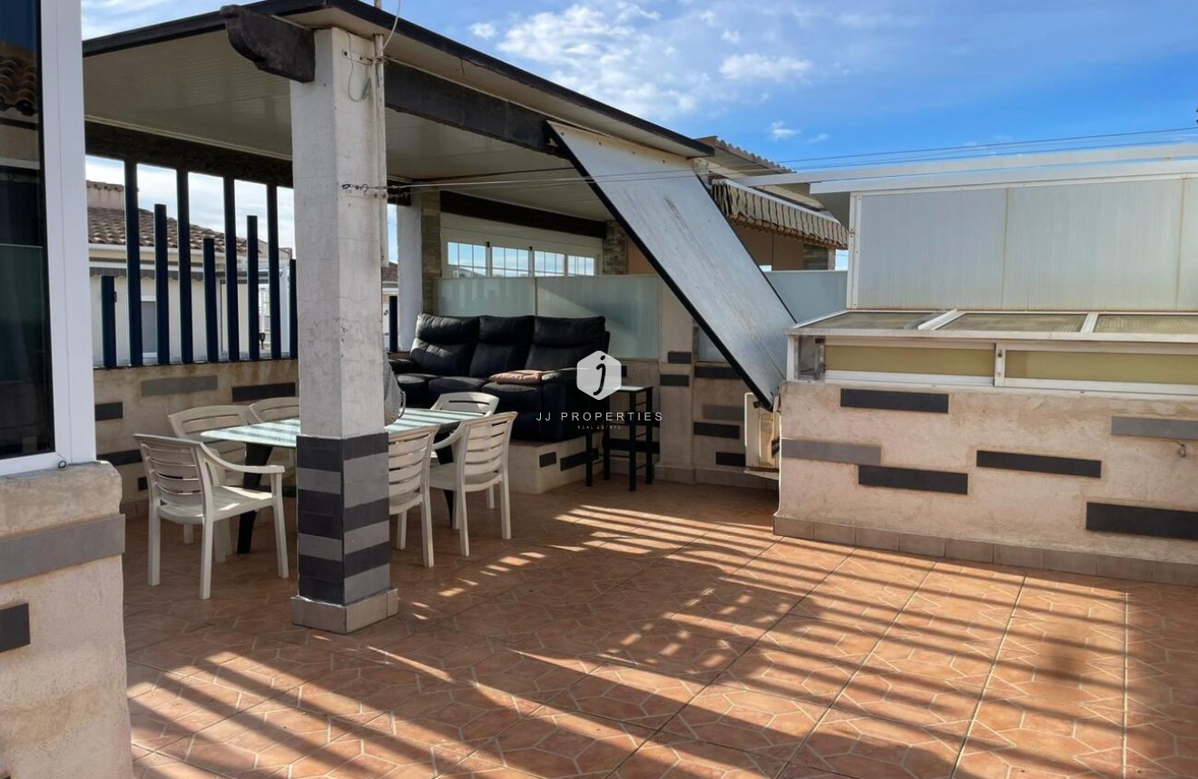 Resale - Chalet -
Orihuela Costa - Punta Prima