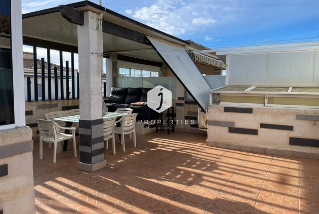 Resale - Chalet -
Orihuela Costa - Punta Prima