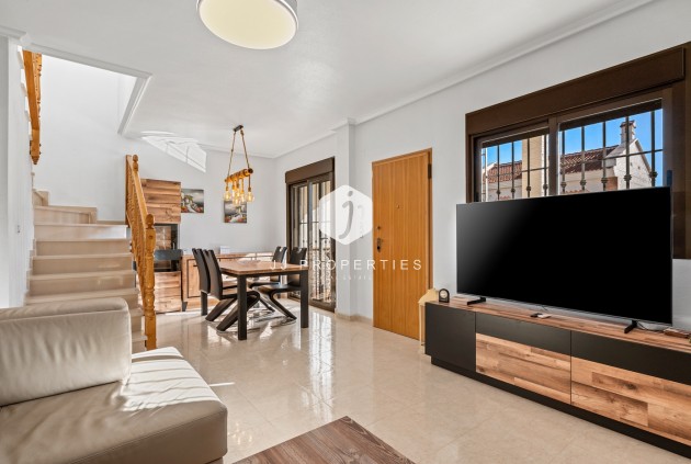 Resale - Villa -
San Miguel de Salinas - Inland