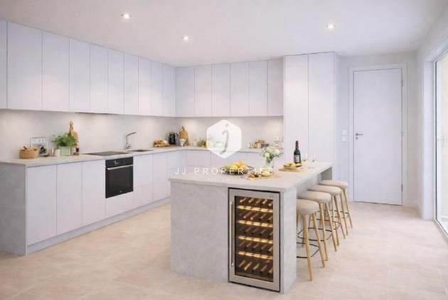 Nowy budynek - Daszek -
Torrevieja - Centro