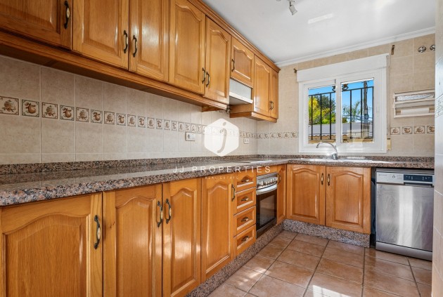 Resale - Villa -
Orihuela Costa - Costa Blanca