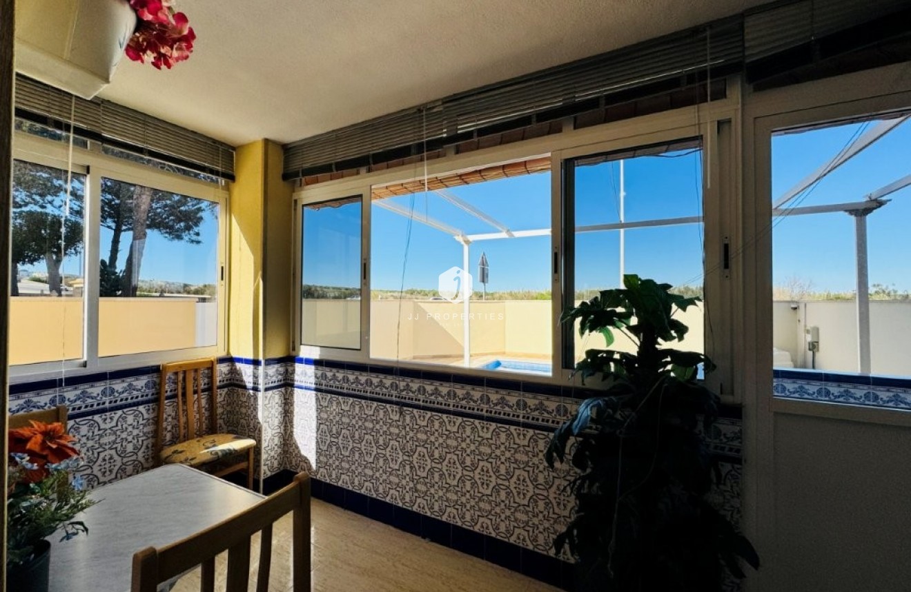 Resale - Apartment / flat -
La Mata - Costa Blanca